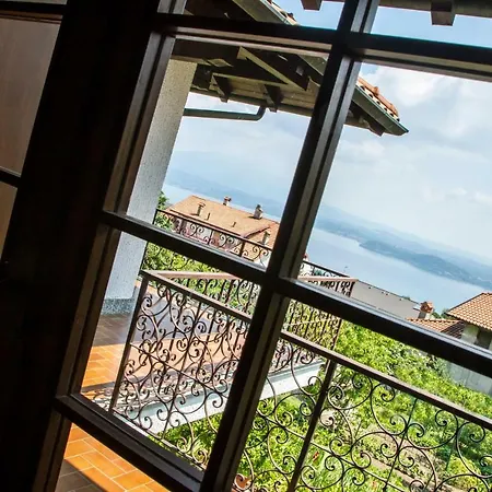 Villa Brunilde -lago Maggiore-