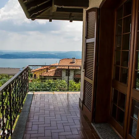 Brunilde -lago Maggiore- Villa
